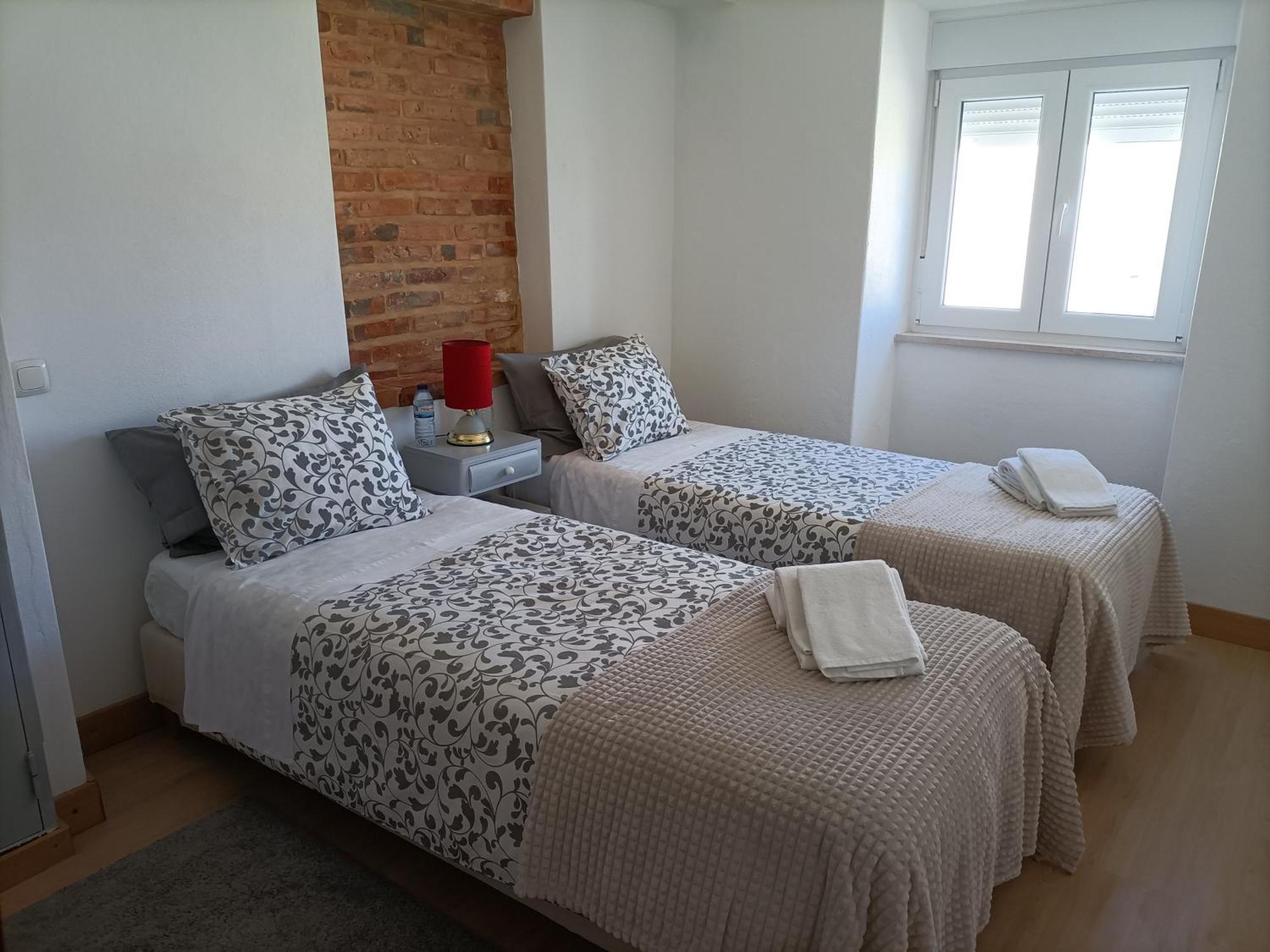 Affittacamere Casa Dos Pedro'S Vila Nova  Esterno foto